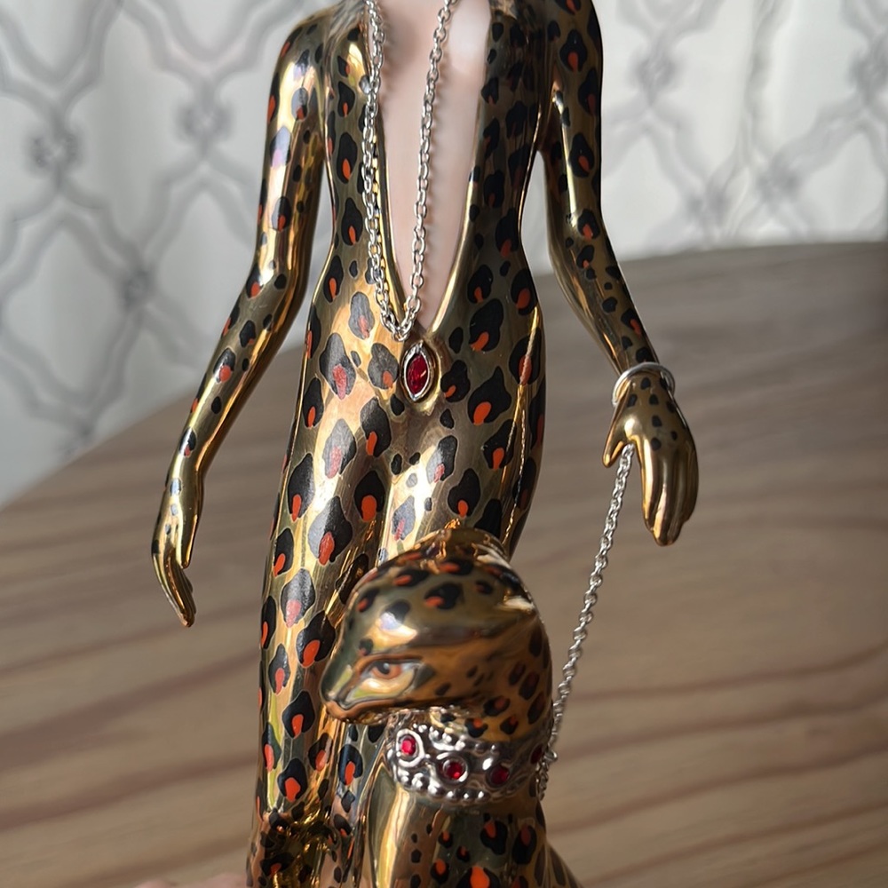 Erte’ Leopard Sculpture Franklin Mint Servenarts. Swarovski Crystals 9 1/2” Tall - Picture 10 of 12